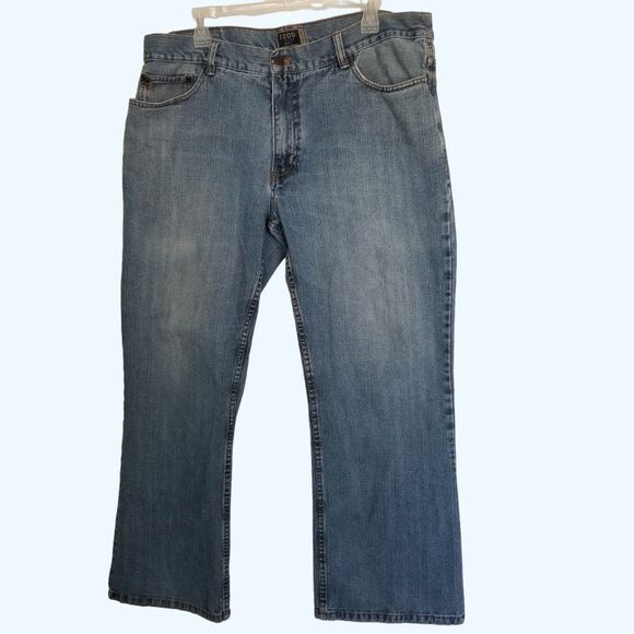 Izod Denim Boot Cut Jeans Size 38 - Picture 1 of 9